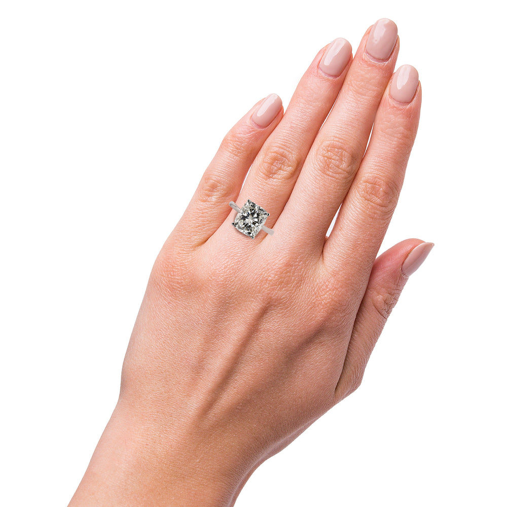 VVS1 6.00 Carat Diamond Ring